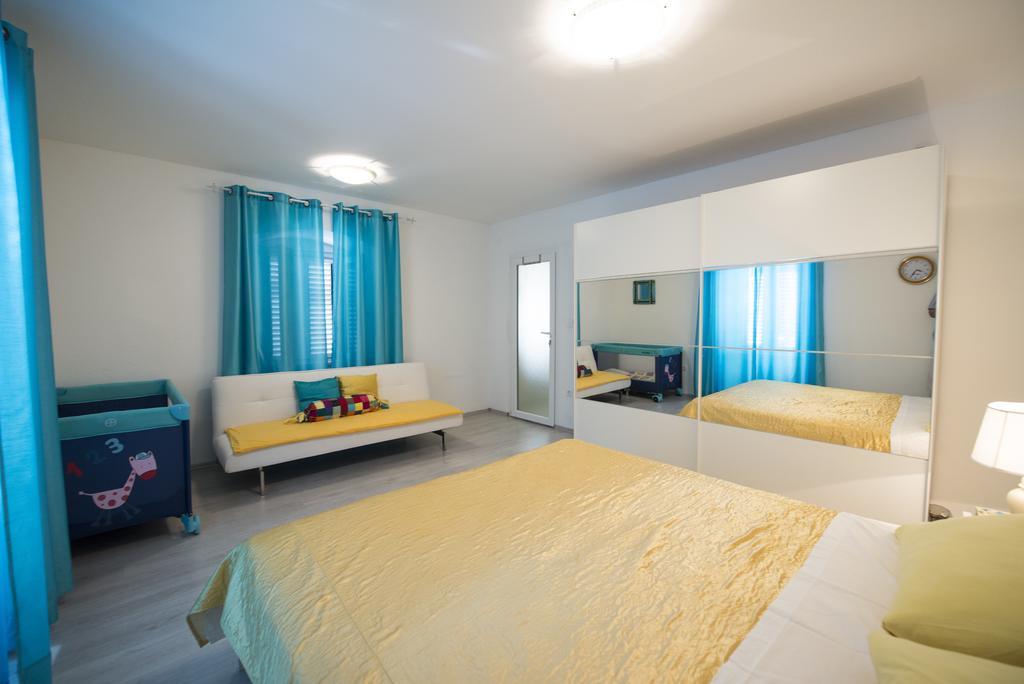 Apartment Dea Split Exterior foto